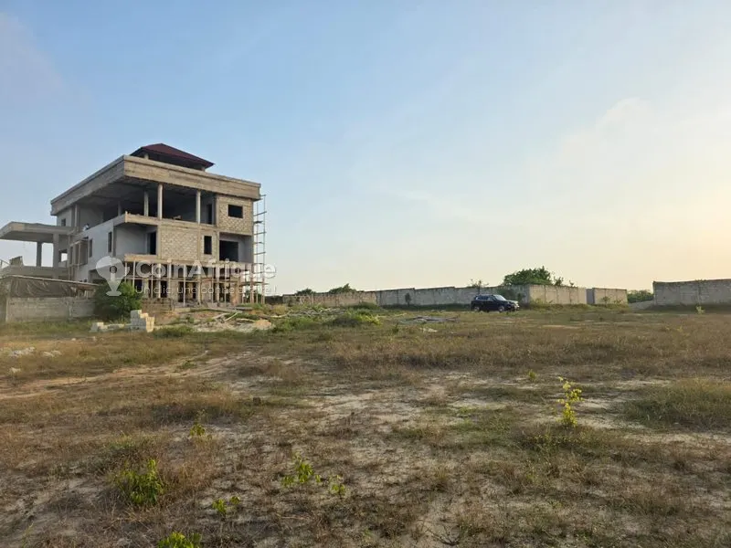 Terrain 497 m² avec CMPF — Port-Bouët Amon Eugène