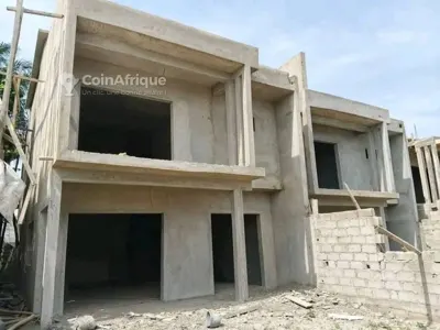Villa duplex 5 pièces avec vue lagune — Cocody Riviera Abatta