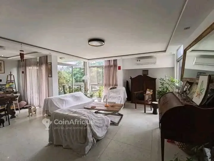 Appartement standing 4 pièces — Cocody Riviera Golf