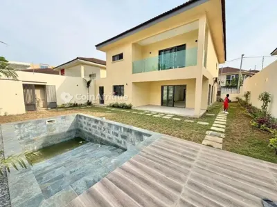 Location villa 4 pièces à Bingerville Cité Karmélia