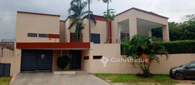 Villa duplex 8 pièces avec piscine — Cocody Vallons