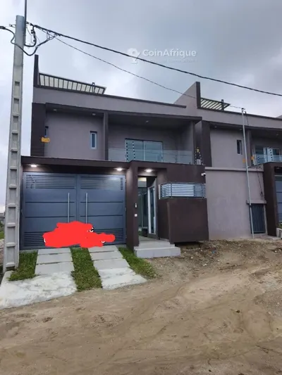 Vente villa triplex à Bingerville