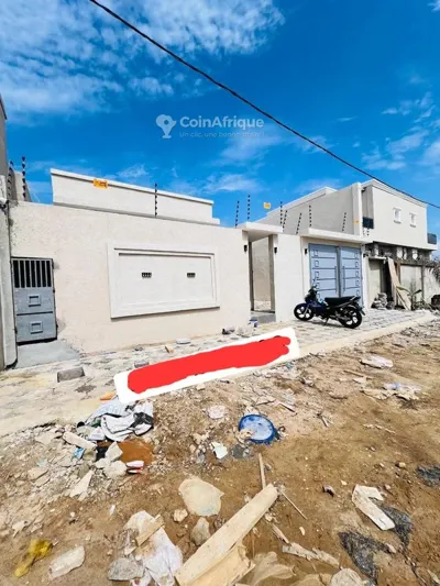 Vente villas basses avec dalle nouvelement construit en vente du coté de Bingerville