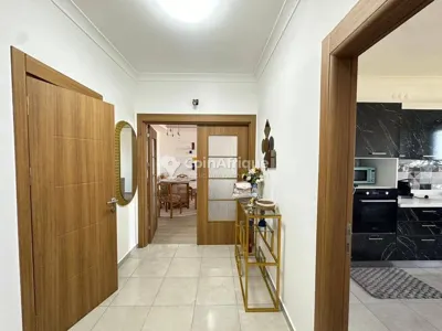 Appartement meublé 3 pièces avec piscine — Marcory Zone 4