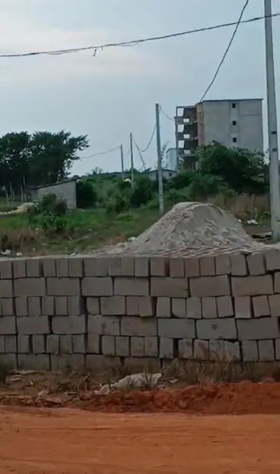 Terrain 500 m² — Songon Agban