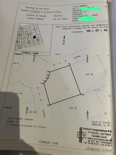TERRAIN COMMERCIAL 700m2 RIVIERA ABATTA