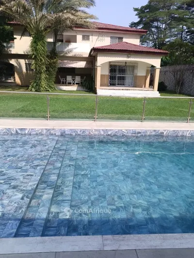 Villa duplex 6 chambres avec piscine — 2 Plateaux 7e Tranche