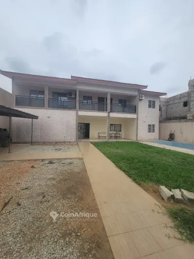 Location villa duplex 12 pièces - Bingerville aghiein