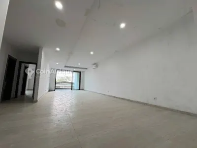 Appartement 4 pièces standing — Cocody Angré 8e tranche