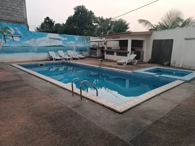 À vendre Villa avec piscine Abidjan Cocody Riviéra ciad
