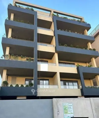 Appartement 5 pièces haut standing — Riviera 3 Triangle, Cocody