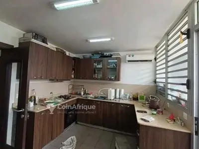 Appartement de standing 4 pièces — Cocody Riviera Golf