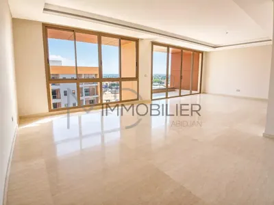 ZONE 4 – APPARTEMENT 3 PIÈCES À VENDRE