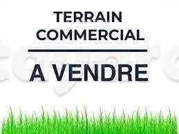 Terrain commercial 500 m² — Yopougon