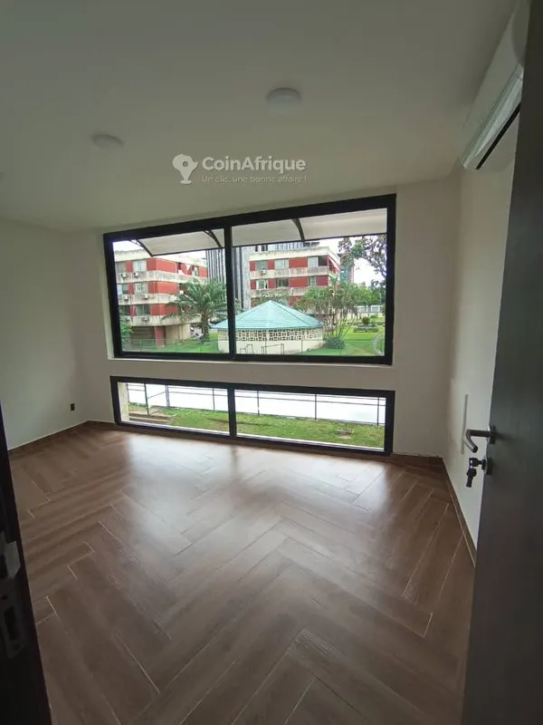 Appartement 2 pièces rénové — Le Plateau