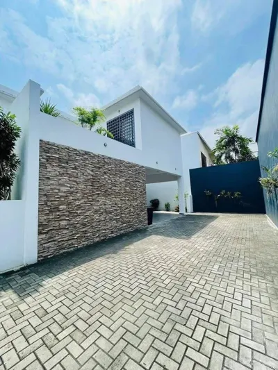 Villa duplex F4 haut standing à louer — Beverly Hills, Riviera Golf