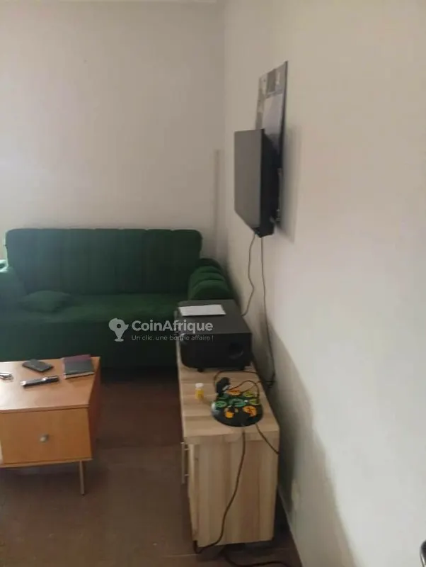 Appartement 4 pièces — Yopougon Azito
